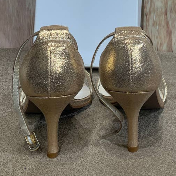 David's Bridal Gold Heels - Picture 4 of 7